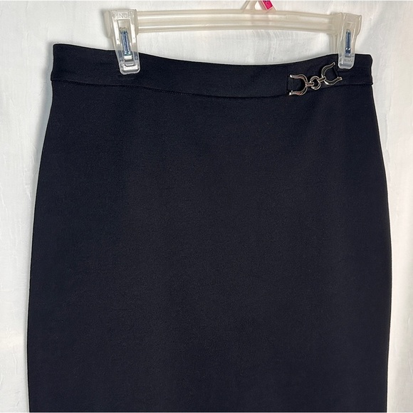 Jones New York Black Stretchy Mini Skirt w/ Feminine Gold Waist Belt Detail - Picture 15 of 16